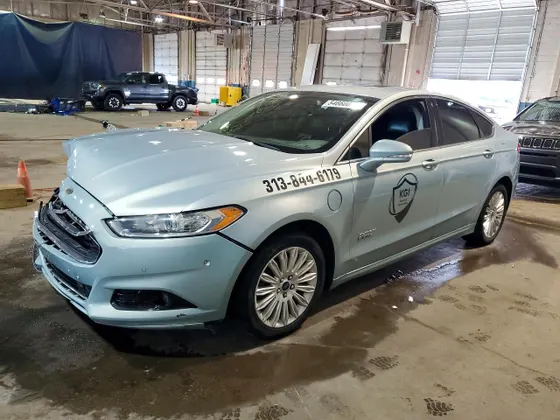 2014 Ford Fusion Energi Titanium