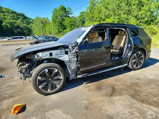 2025 Cadillac ESCALADE IQ Sport 2