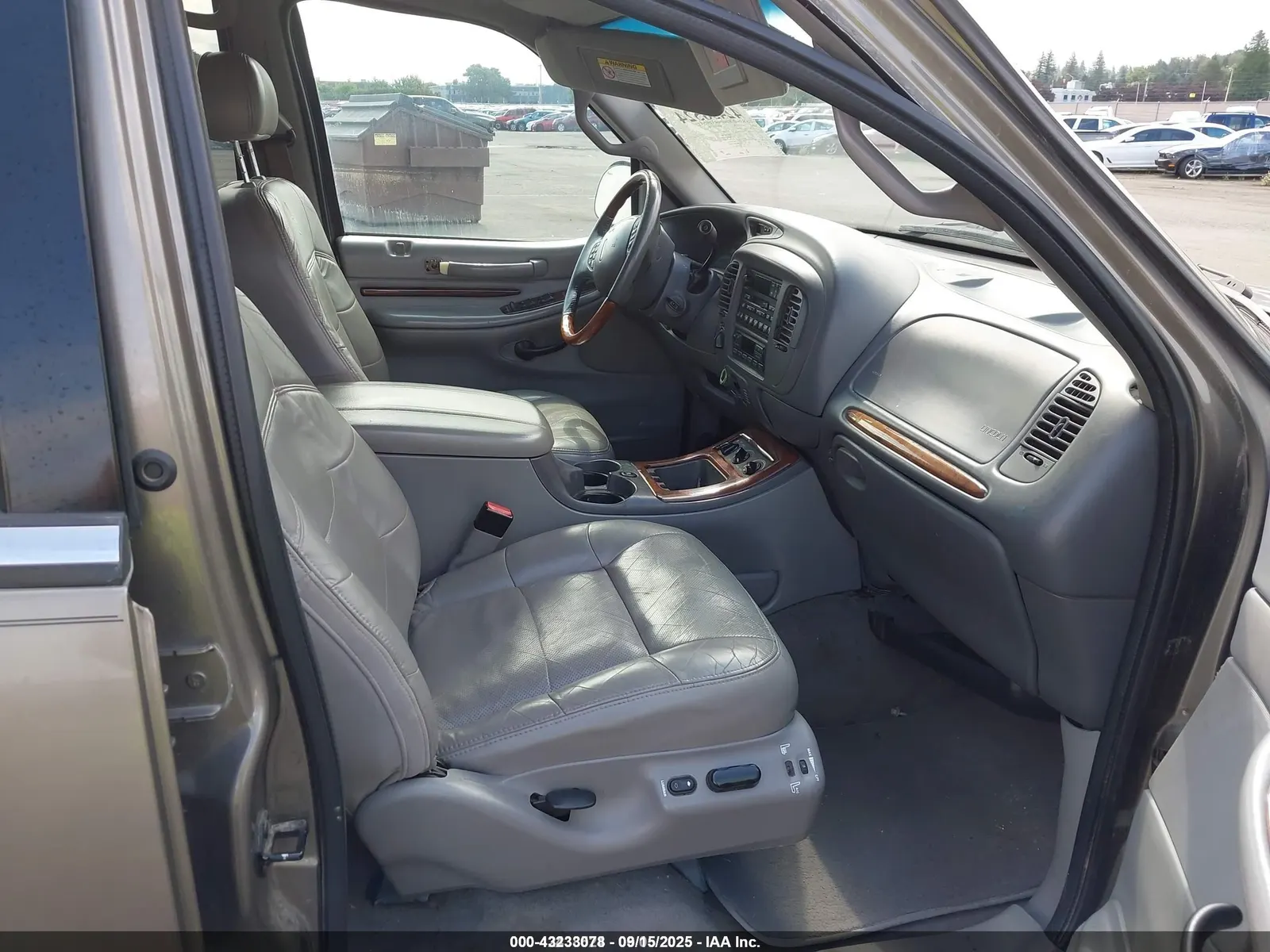 2002 Lincoln Navigator