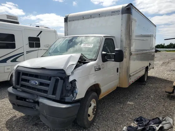2022 Ford E-Series Cutaway E350 SUPER DUTY CUTAWAY VAN