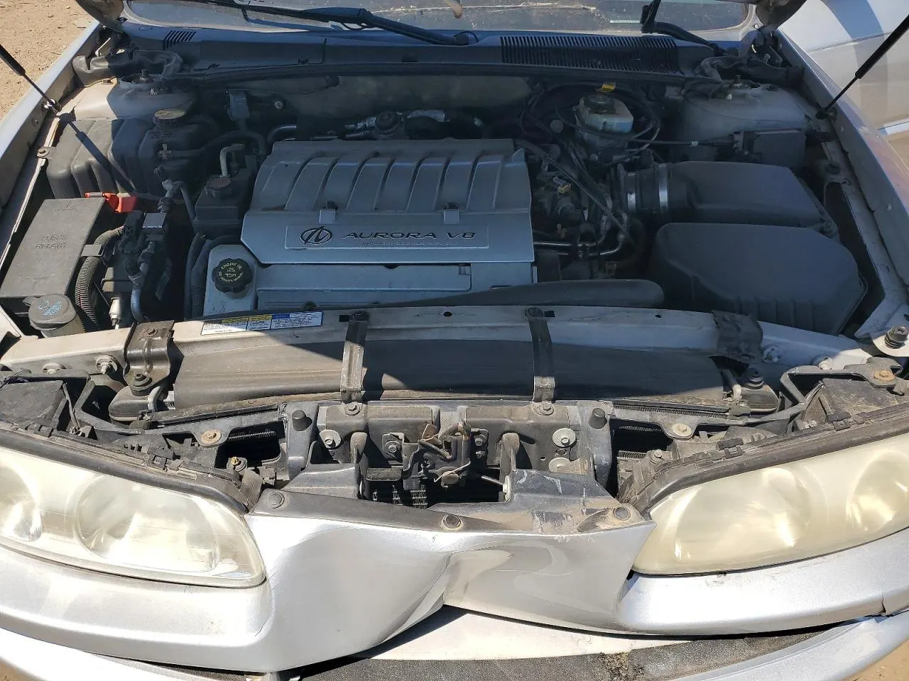 2001 Oldsmobile Aurora