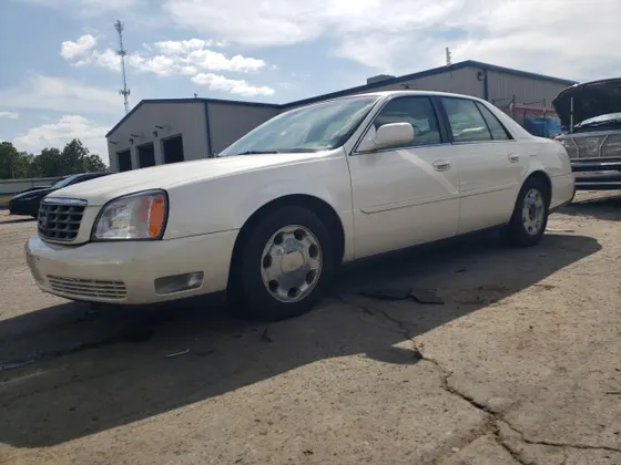 2000 Cadillac DeVille DHS DHS