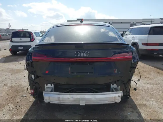 2024 Audi Q8 e-tron Sportback S line Prestige