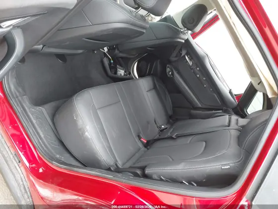 2025 VinFast VF 8 Eco