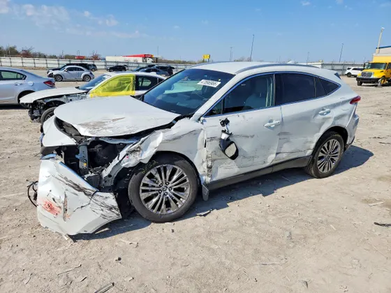 2024 Toyota Venza Limited