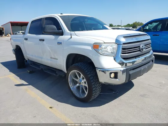 2014 Toyota Tundra 4WD Truck SR5