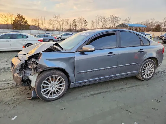 2009 Volvo S40 2.4L