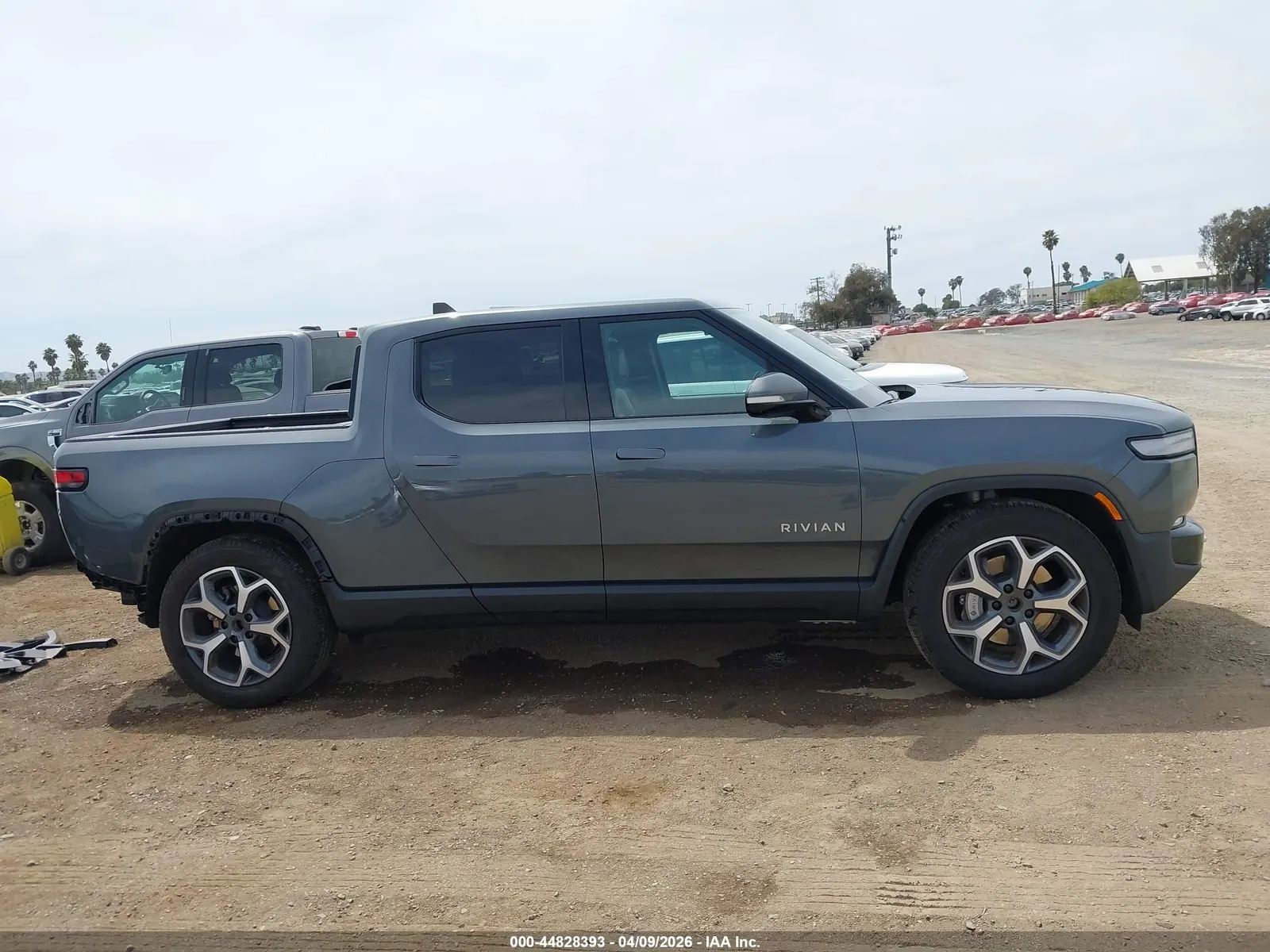 2024 Rivian R1T Adventure