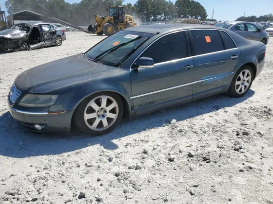 2004 Volkswagen Phaeton V8