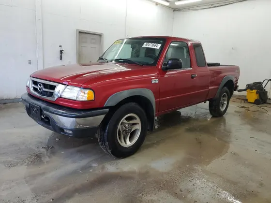 2004 Mazda B-Series 4WD Truck SE