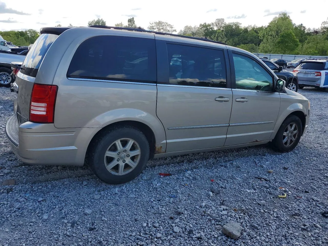 2009 Chrysler Town & Country Touring