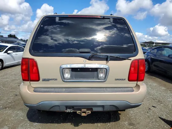 1999 Lincoln Navigator