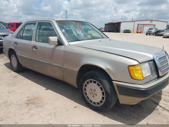 1992 Mercedes-Benz 300 Series 300E