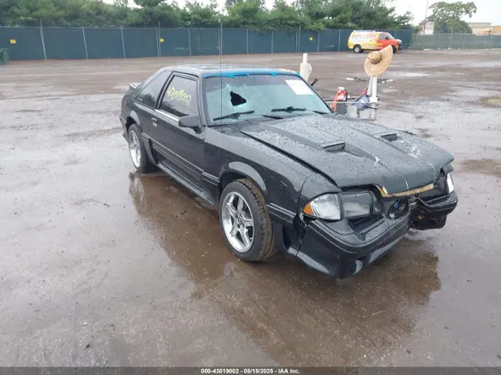 1990 Ford Mustang GT