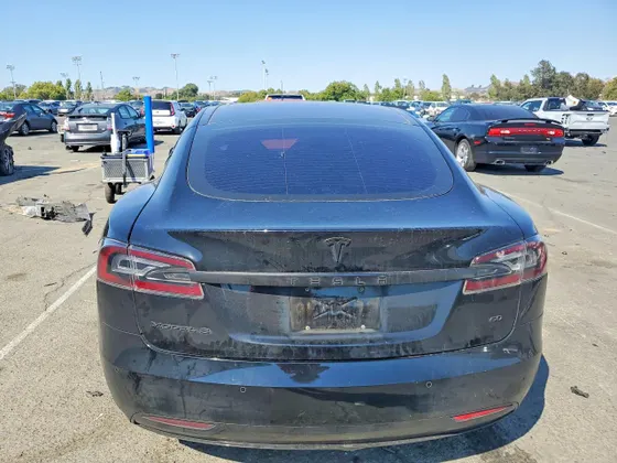 2016 Tesla Model S 70 kWh Battery