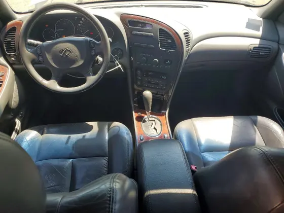 2001 Oldsmobile Aurora