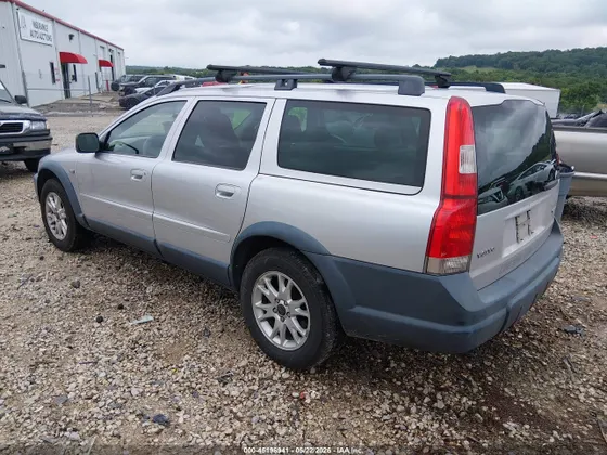 2004 Volvo V70 XC70