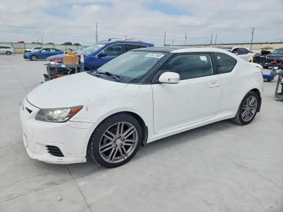 2011 Scion tC