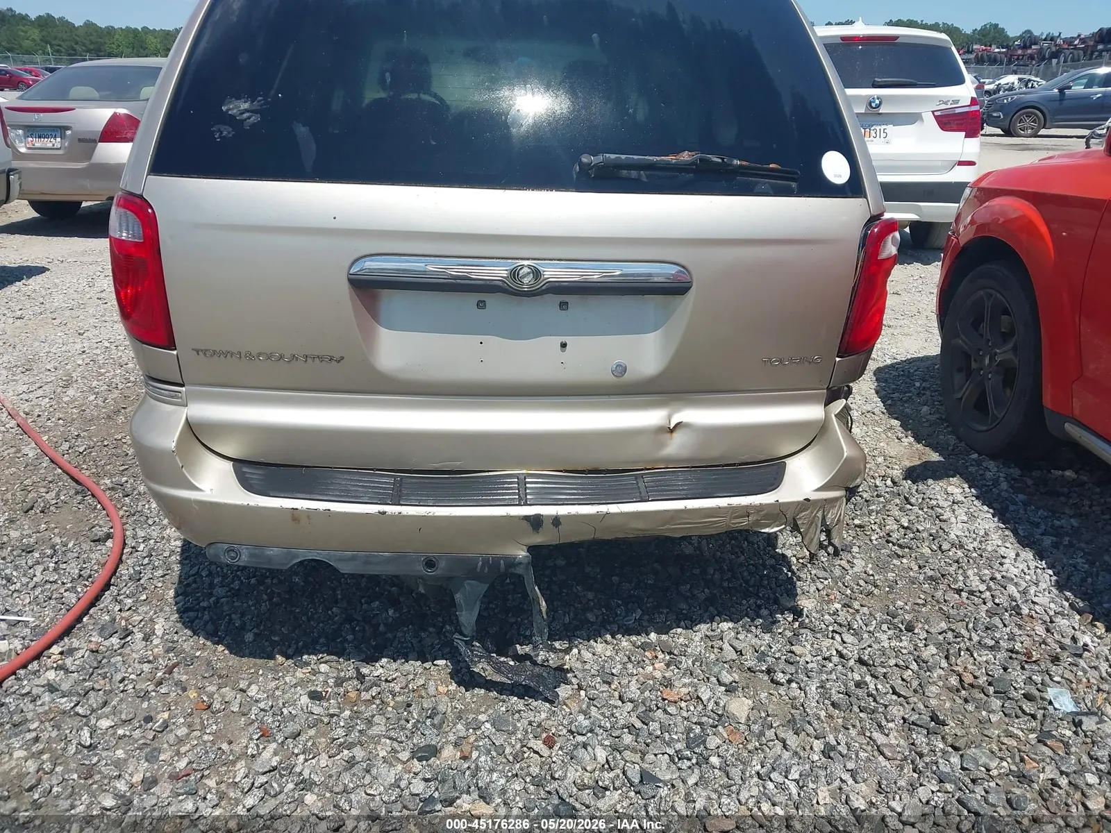 2005 Chrysler Town & Country Touring