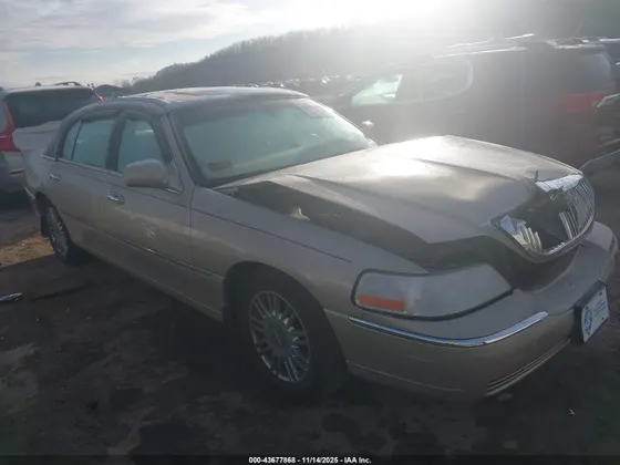 2008 Lincoln Town Car SIGNATURE L