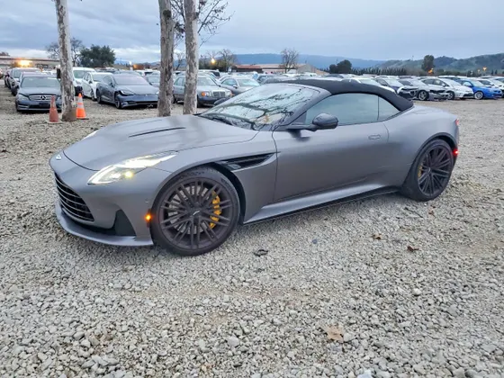 2024 Aston Martin DB12