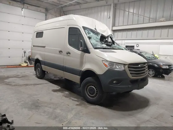 2020 Freightliner SPRINTER STANDARD ROOF V6