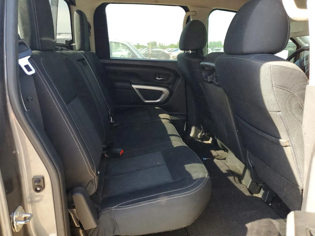 2018 Nissan Titan SV