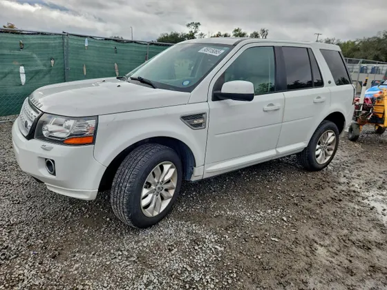 2014 Land Rover LR2