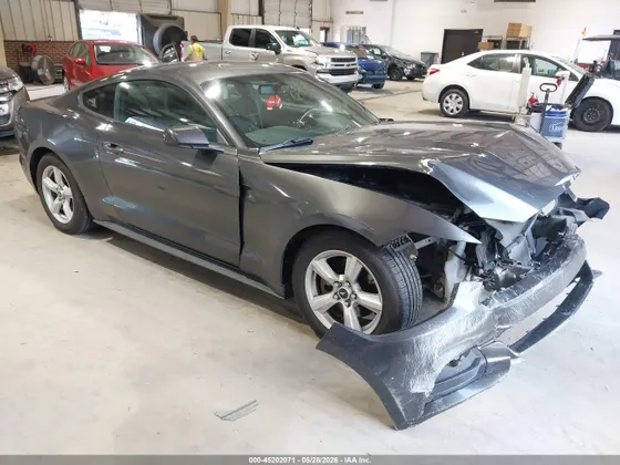 2017 Ford Mustang V6