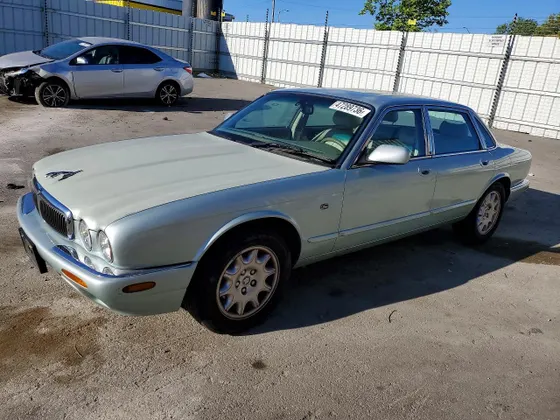 2000 Jaguar XJ XJ8