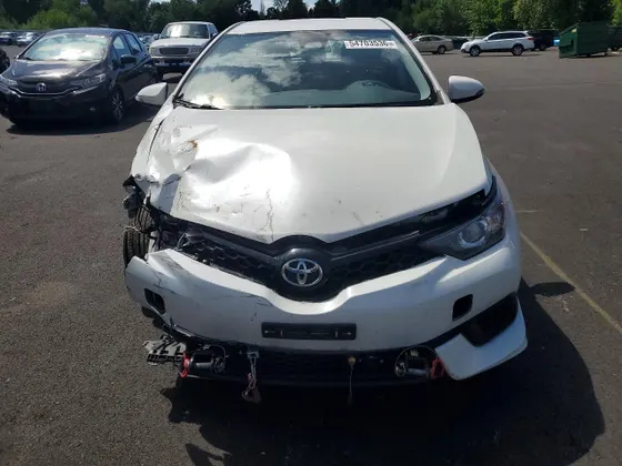 2017 Toyota Corolla iM