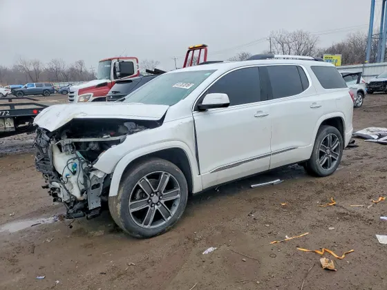 2019 GMC Acadia Denali
