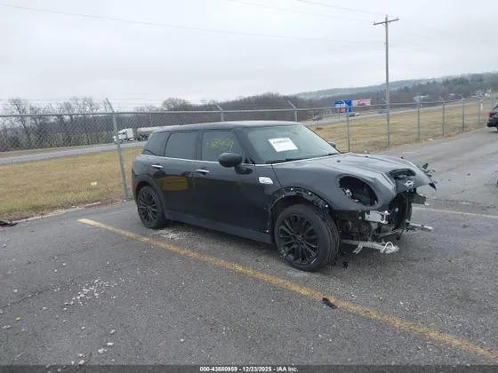 2022 MINI Clubman Cooper S