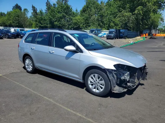 2016 Volkswagen Golf SportWagen TSI S
