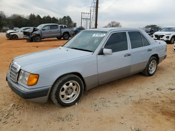 1991 Mercedes-Benz 250