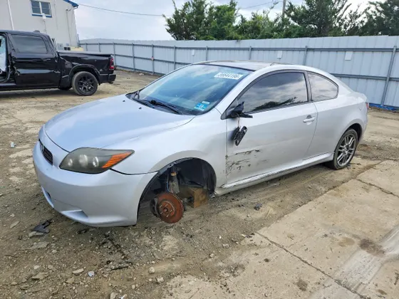 2010 Scion tC