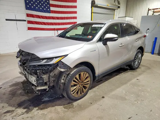 2021 Toyota Venza Limited