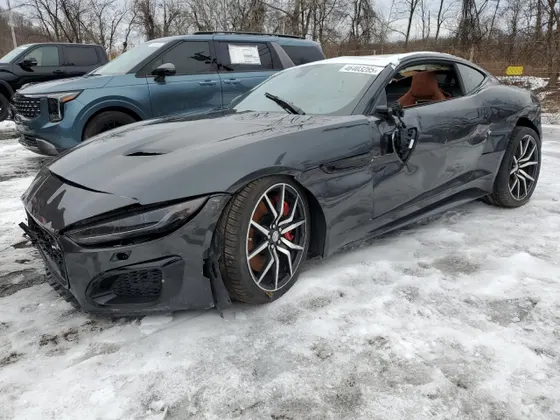 2024 Jaguar F-TYPE R