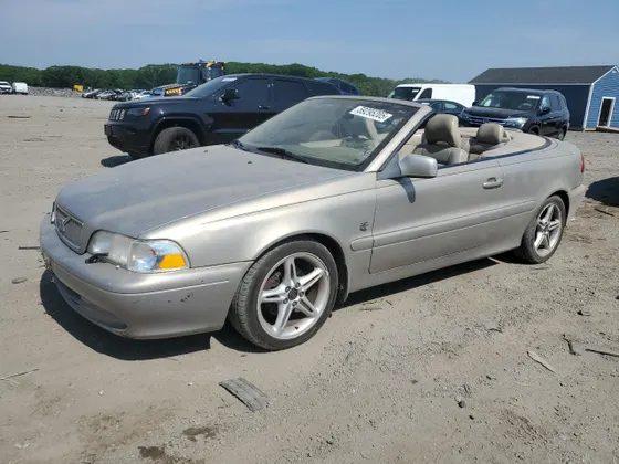 2002 Volvo C70