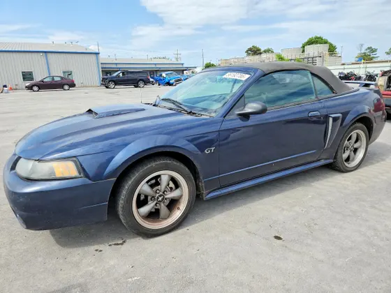 2001 Ford Mustang GT Deluxe