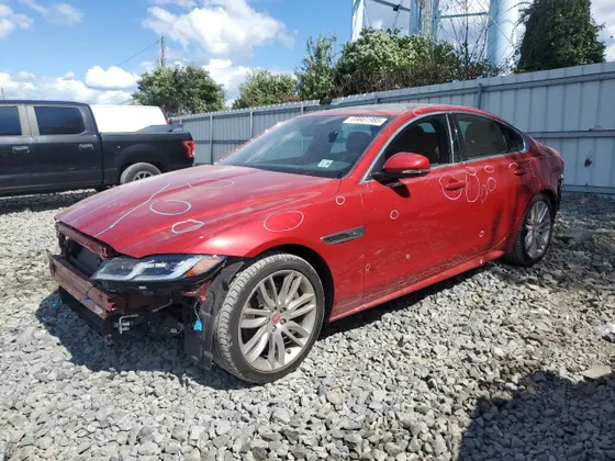 2022 Jaguar XF R-Dynamic SE