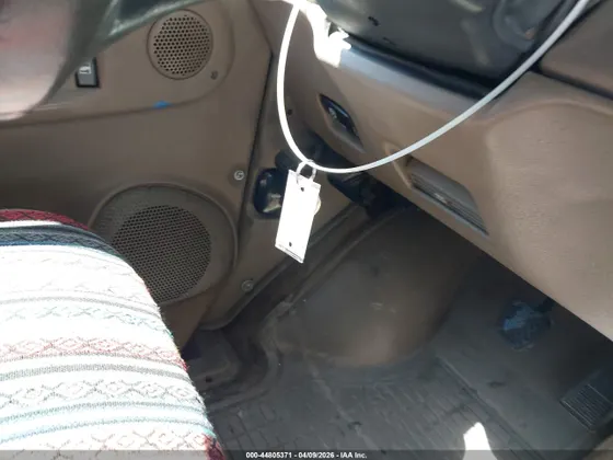 2002 GMC Safari Passenger SLE