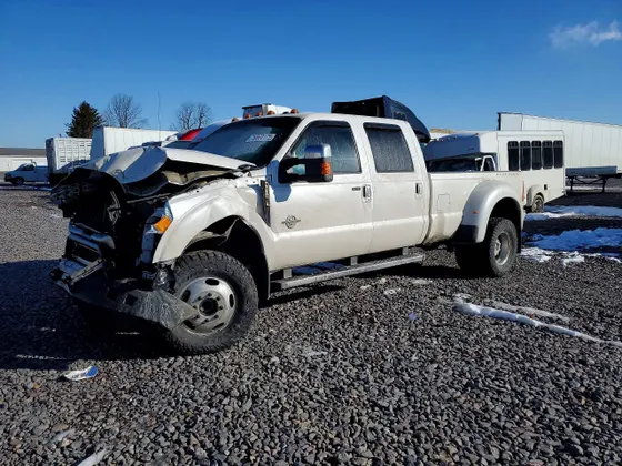 2016 Ford Super Duty F-350 DRW Platinum
