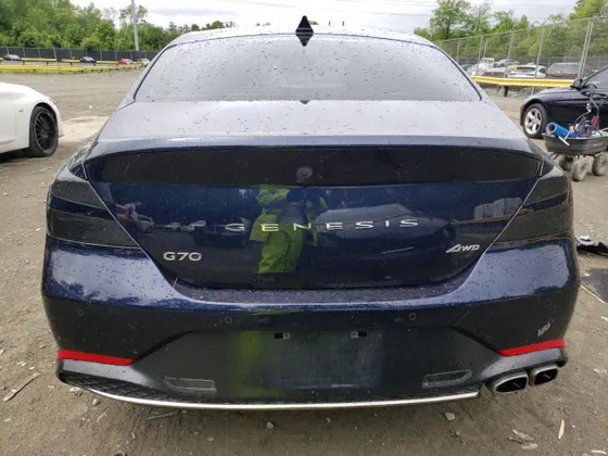 2023 Genesis G70 2.0T
