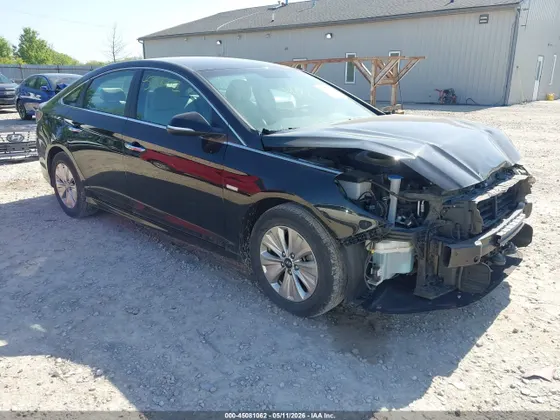 2018 Hyundai Sonata Hybrid SE