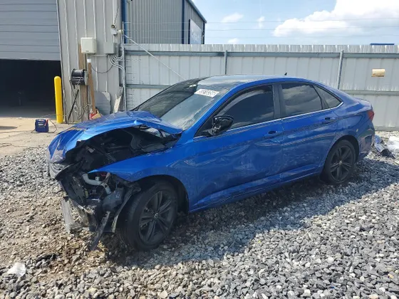2023 Volkswagen Jetta SE