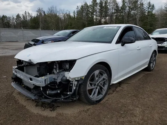 2024 Audi A4 KOMFORT 45