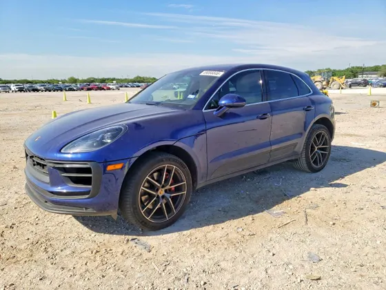 2023 Porsche Macan S