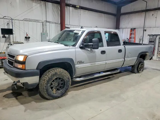 2006 Chevrolet Silverado 3500 SRW LT2