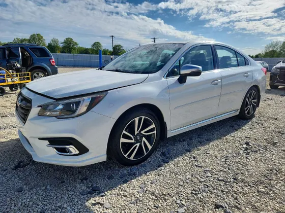 2018 Subaru Legacy Sport
